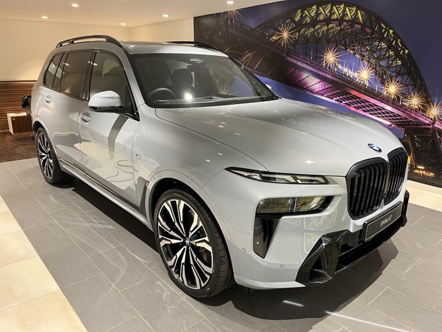BMW X7