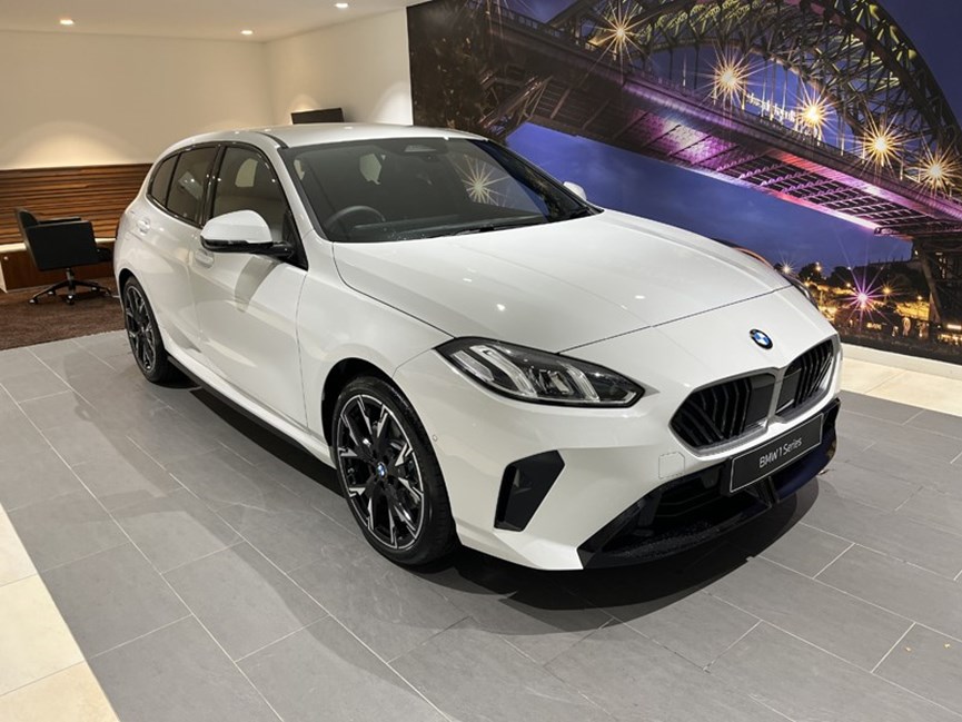 BMW 1 SERIES