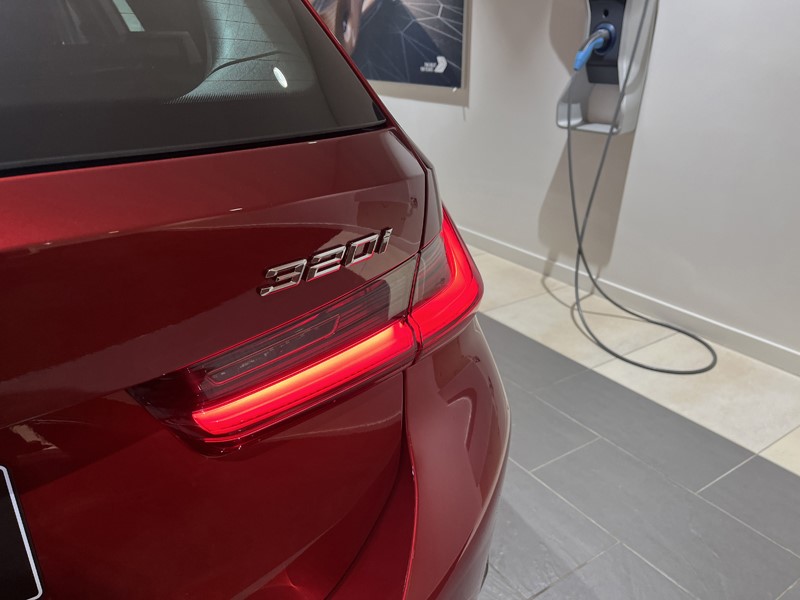 2025 (75) BMW 3 SERIES 320i M Sport 5dr Step Auto 4475617