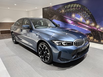 BMW 3 SERIES 330e 22.3 kWh M Sport 4dr Step Auto
