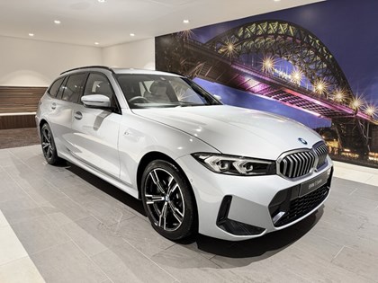 BMW 3 SERIES 330e M Sport 5dr Step Auto