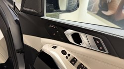 BMW X7 xDrive40d MHT M Sport 5dr Step Auto 4775187