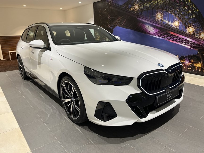 BMW I5