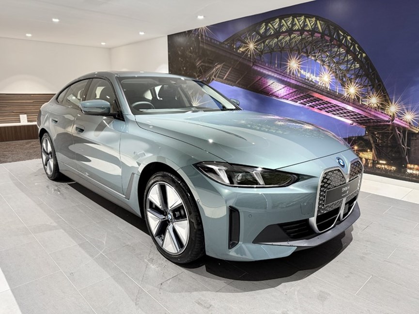 BMW I4