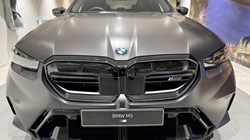 BMW M5 4dr DCT 4819110