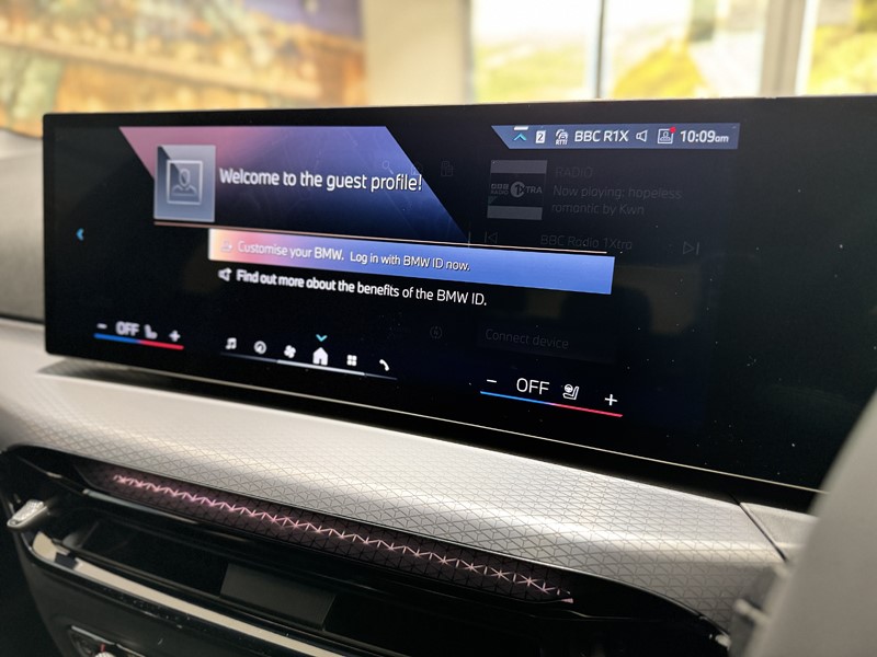  BMW 3 SERIES 320i M Sport 4dr Step Auto 5136520