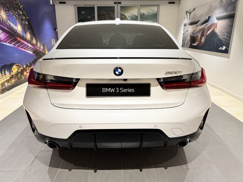  BMW 3 SERIES 320i M Sport 4dr Step Auto [Pro Pack] 5037247