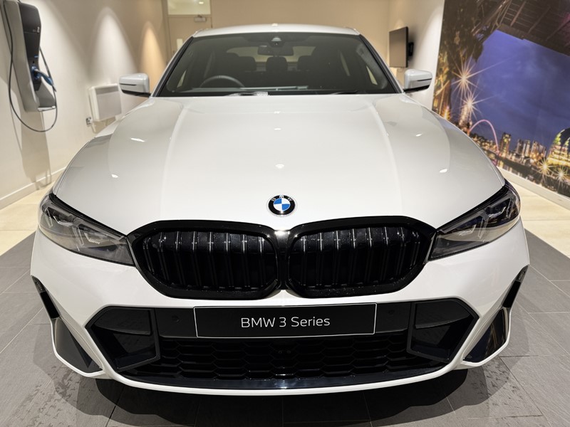  BMW 3 SERIES 320i M Sport 4dr Step Auto [Pro Pack] 5037248