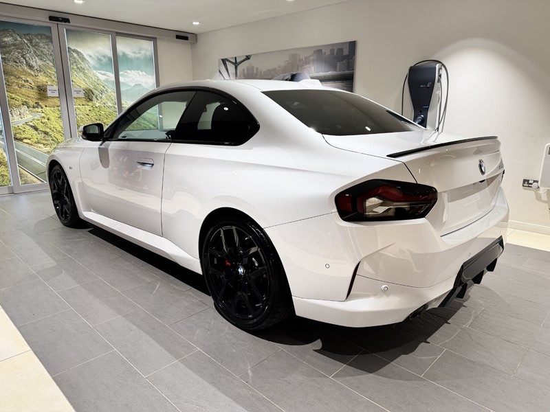  BMW 2 SERIES 220i M Sport 2dr Step Auto