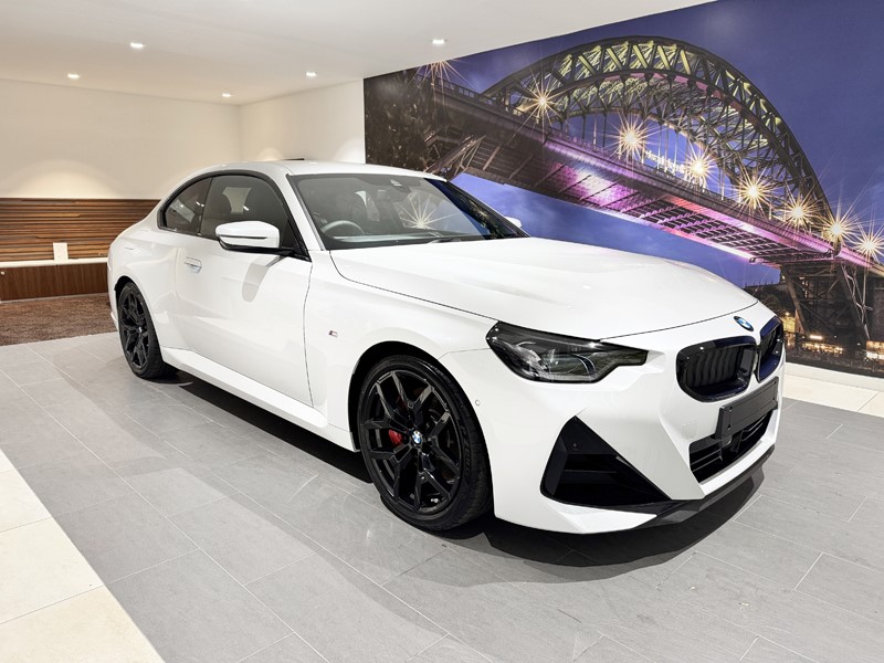  BMW 2 SERIES 220i M Sport 2dr Step Auto