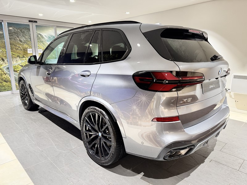  BMW X5 xDrive40d MHT M Sport 5dr Auto