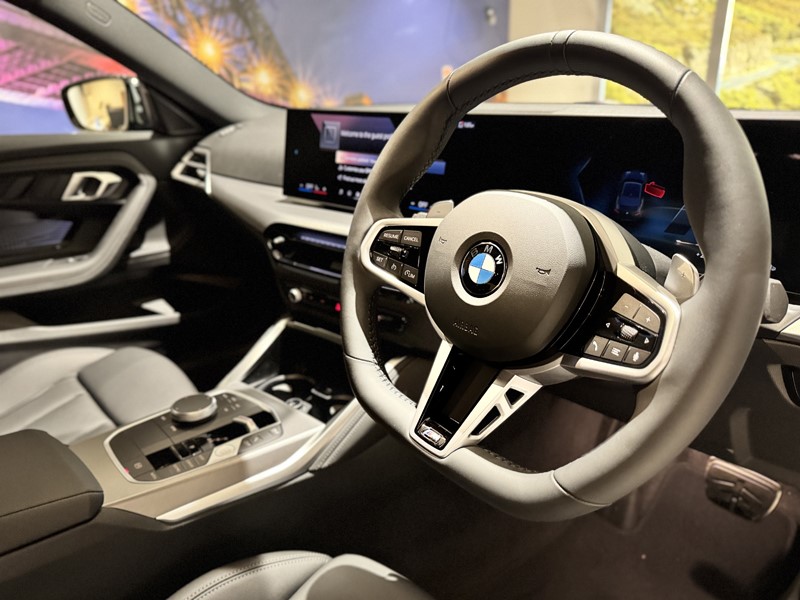  BMW 2 SERIES 220i M Sport 2dr Step Auto 5536294