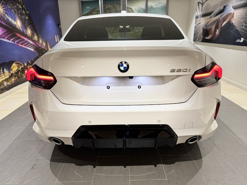  BMW 2 SERIES 220i M Sport 2dr Step Auto 5106421