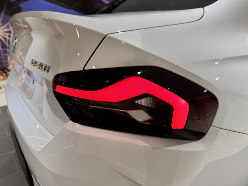  BMW 2 SERIES 220i M Sport 2dr Step Auto 5106432