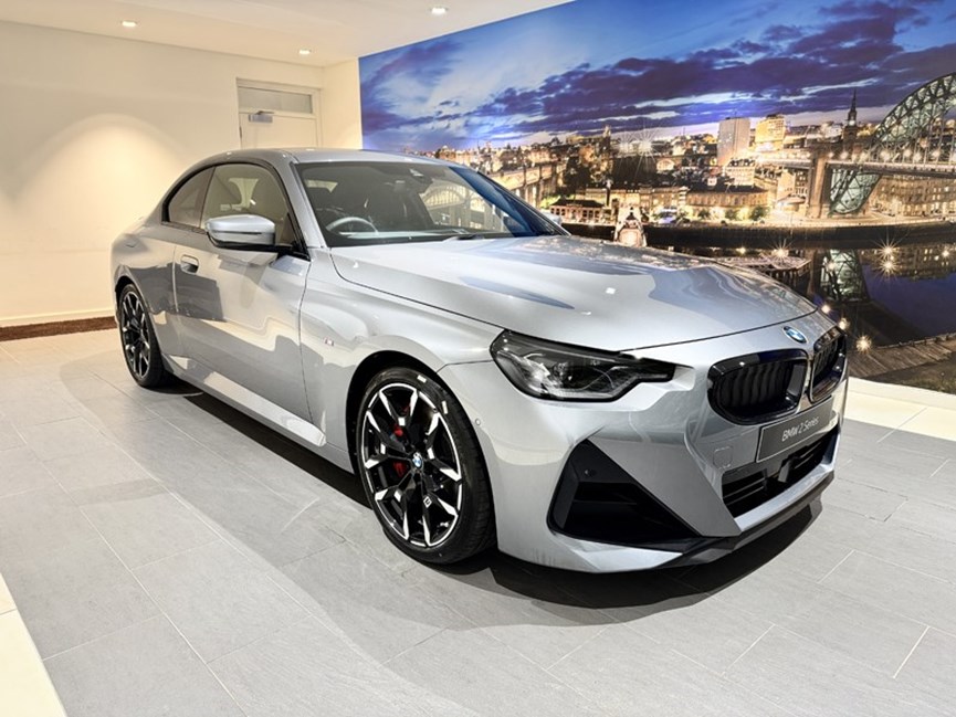 BMW 2 SERIES