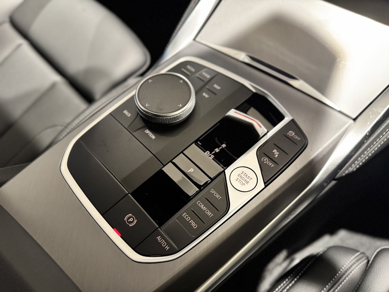  BMW 2 SERIES 220i M Sport 2dr Step Auto [Pro Pack] 5053232