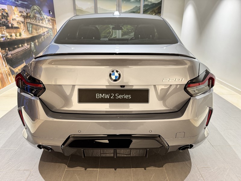  BMW 2 SERIES 220i M Sport 2dr Step Auto [Pro Pack] 5053237