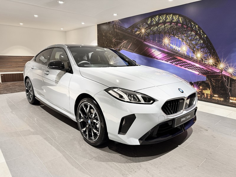  BMW 2 SERIES 220 M Sport 4dr Step Auto