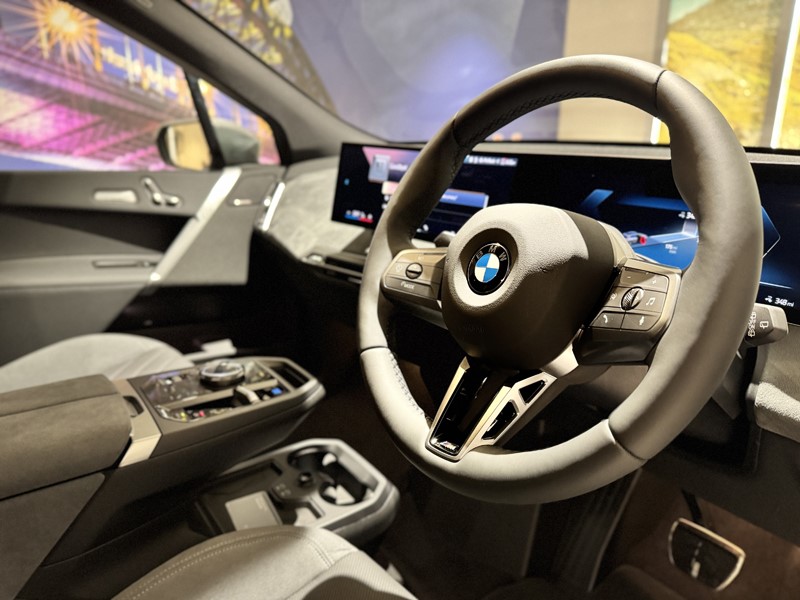  BMW iX 300kW xDrive45 M Sport 101kWh 5dr Auto 5085714