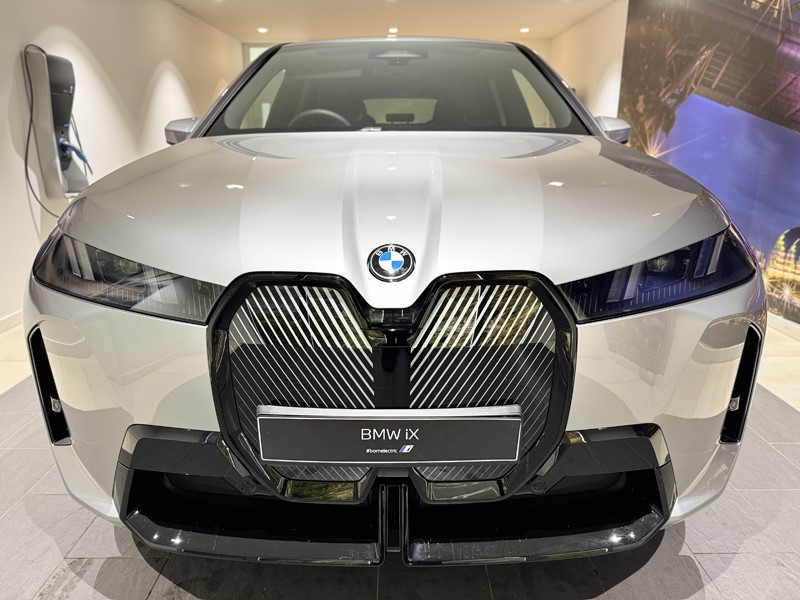  BMW iX 300kW xDrive45 M Sport 101kWh 5dr Auto 5085724