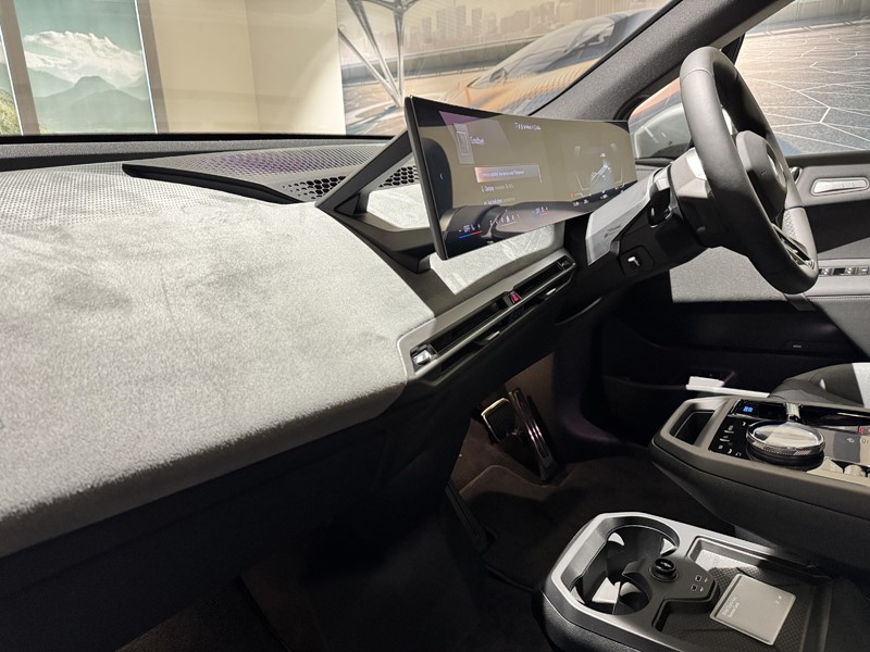  BMW iX 300kW xDrive45 M Sport 101kWh 5dr Auto 5085715