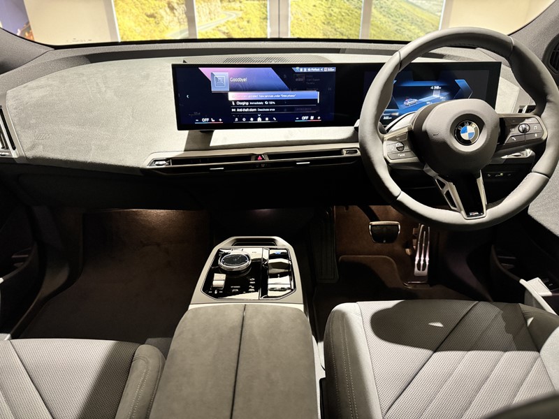  BMW iX 300kW xDrive45 M Sport 101kWh 5dr Auto 5085713