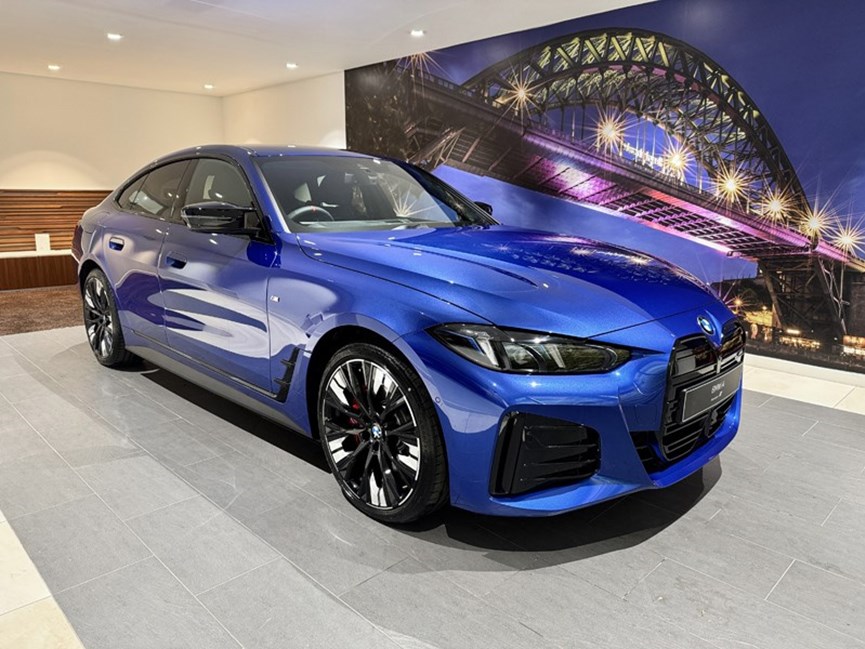 BMW I4