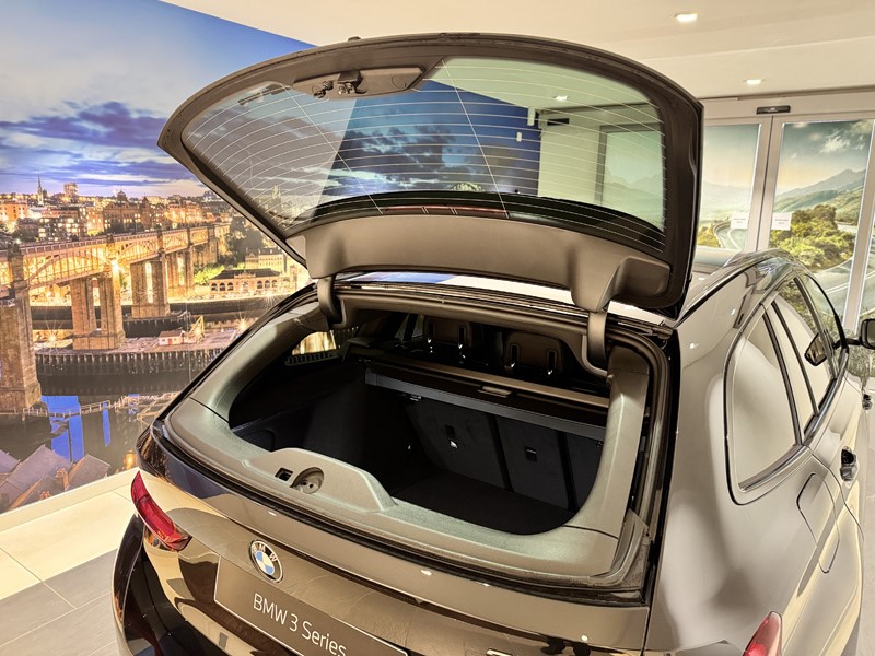  BMW 3 SERIES 320i M Sport 5dr Step Auto [Pro Pack] 5086530