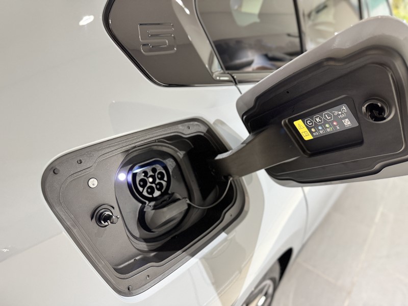  BMW I5 442kW M60 xDrive 84kWh 4dr Auto 5160605