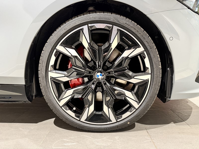  BMW I5 442kW M60 xDrive 84kWh 4dr Auto 5160596