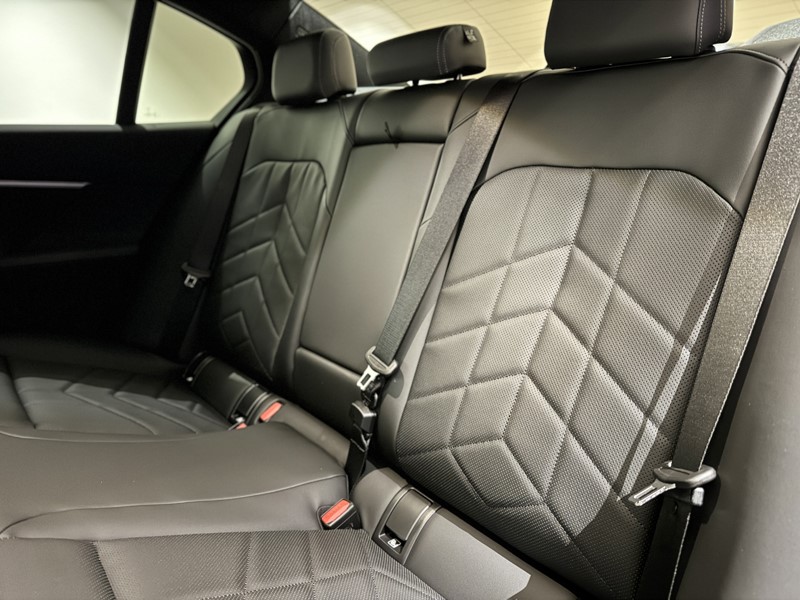  BMW 5 SERIES 530e M Sport 4dr Auto 5226921