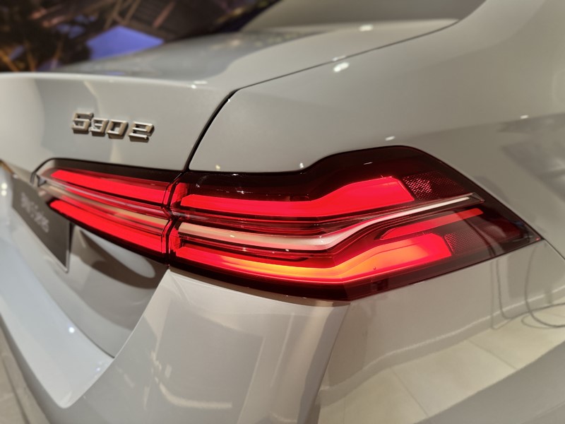  BMW 5 SERIES 530e M Sport 4dr Auto 5226935