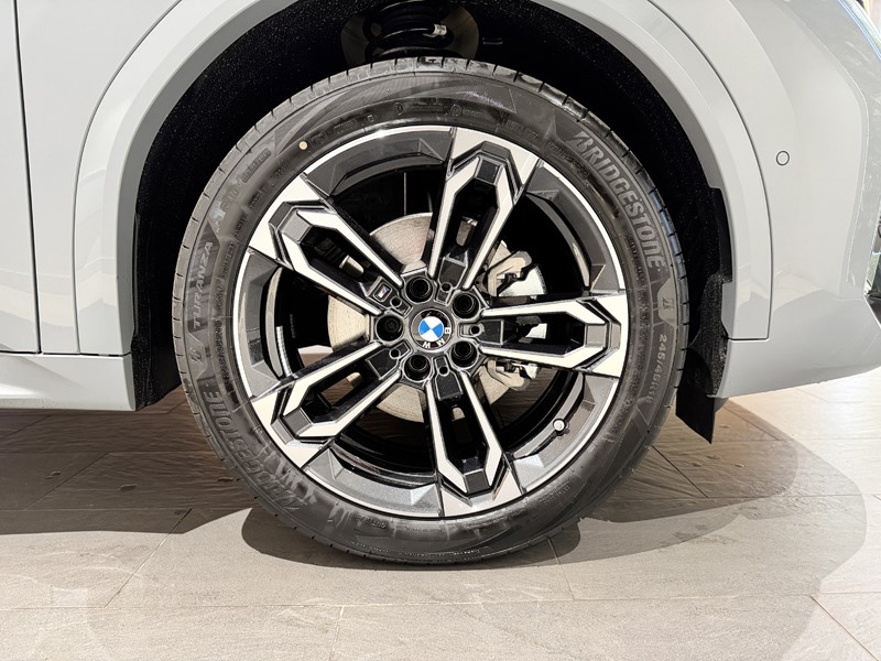  BMW iX2 150kW eDrive20 M Sport 65kWh 5dr Auto 5196966