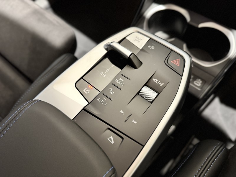  BMW iX2 150kW eDrive20 M Sport 65kWh 5dr Auto 5196963