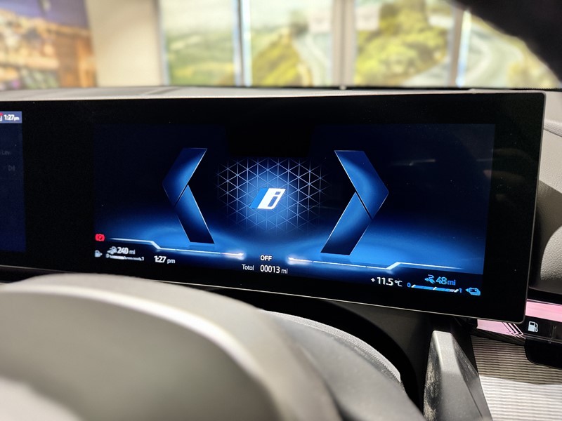  BMW 5 SERIES 530e M Sport 4dr Auto 5327538