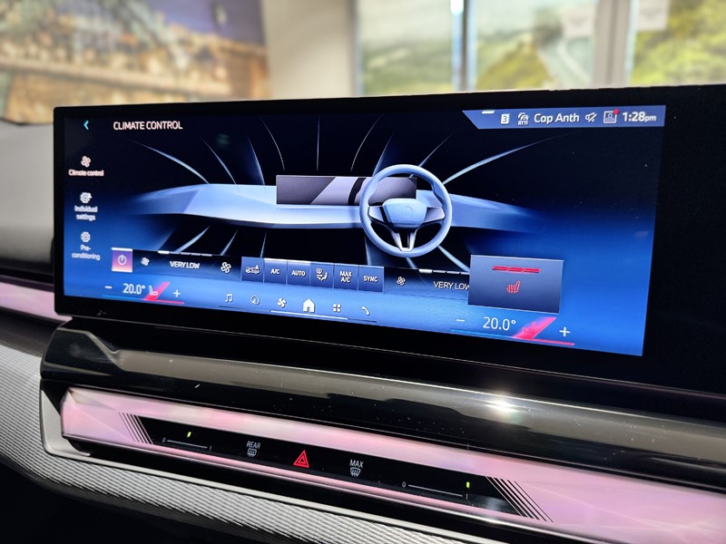  BMW 5 SERIES 530e M Sport 4dr Auto 5327550