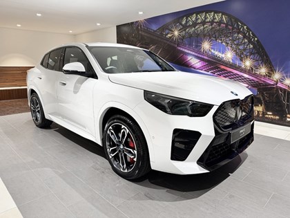 BMW iX2 150kW eDrive20 Shadow Edition 65kWh 5dr Auto