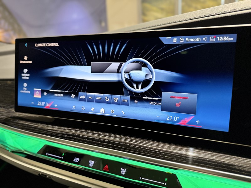  BMW 7 SERIES 750e xDrive M Sport 4dr Auto 5212596