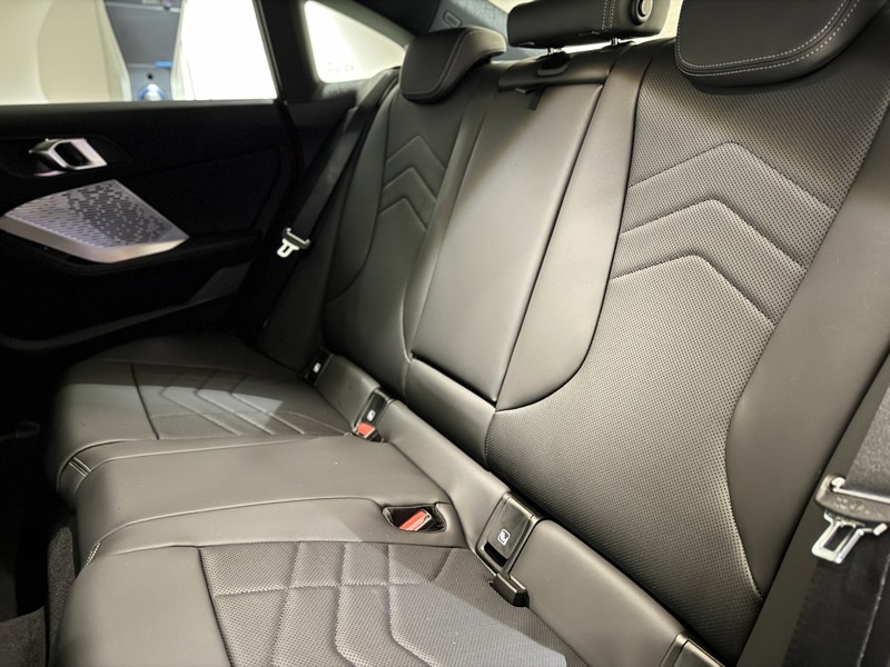  BMW 2 SERIES 220 M Sport 4dr Step Auto 5227002