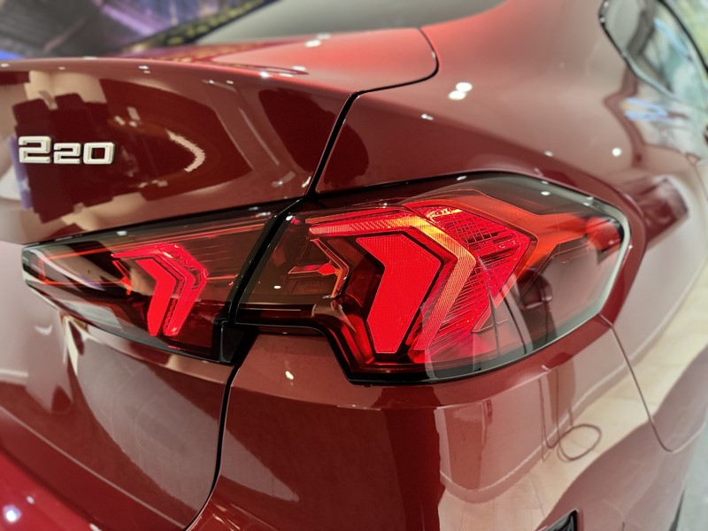  BMW 2 SERIES 220 M Sport 4dr Step Auto 5227015