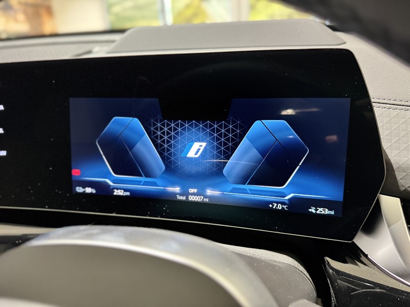  BMW iX2 230kW xDrive30 Shadow Ed 65kWh 5dr Auto [Tech PLUS] 5408619
