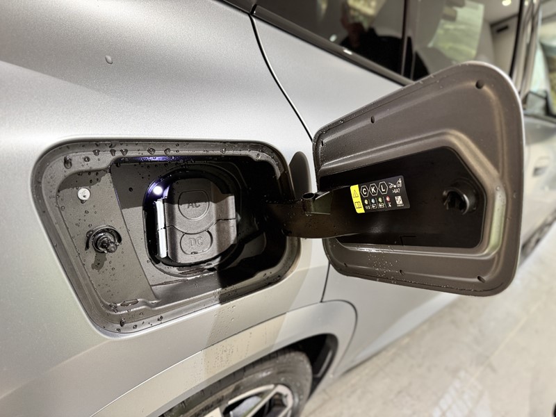  BMW iX2 230kW xDrive30 Shadow Ed 65kWh 5dr Auto [Tech PLUS] 5408633