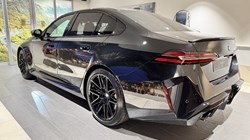 BMW M5 4dr DCT 5453485