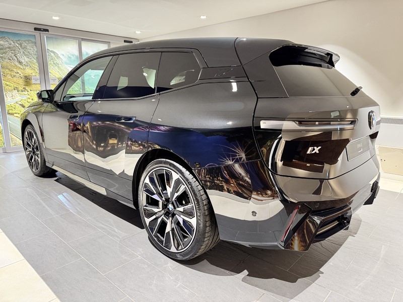  BMW iX 400kW xDrive60 M Sport 112kWh 5dr Auto [Tech/Pro]