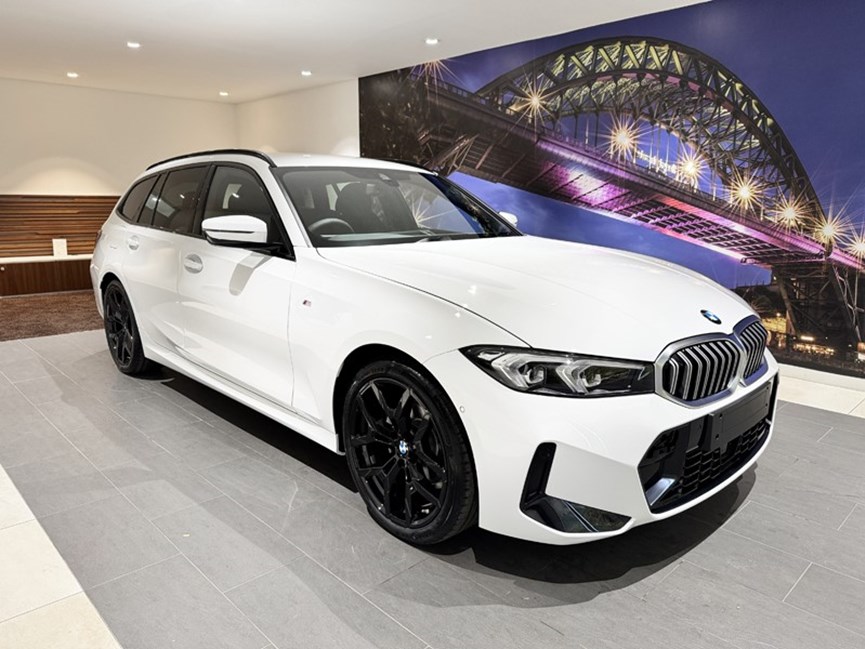 BMW 3 SERIES