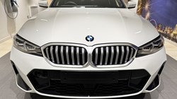 BMW 3 SERIES 320i M Sport 5dr Step Auto 5463525