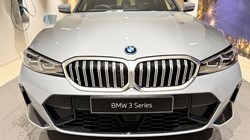 BMW 3 SERIES 330e M Sport 4dr Step Auto 5509024