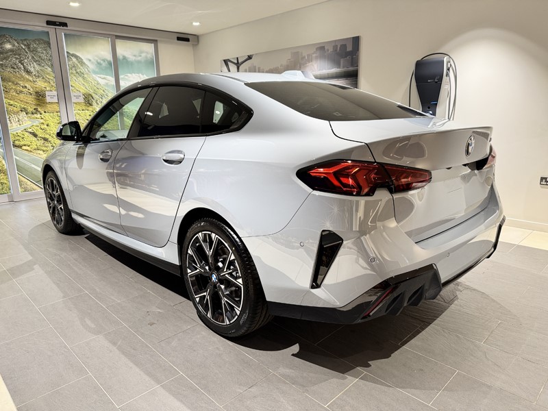  BMW 2 SERIES 220 M Sport 4dr Step Auto