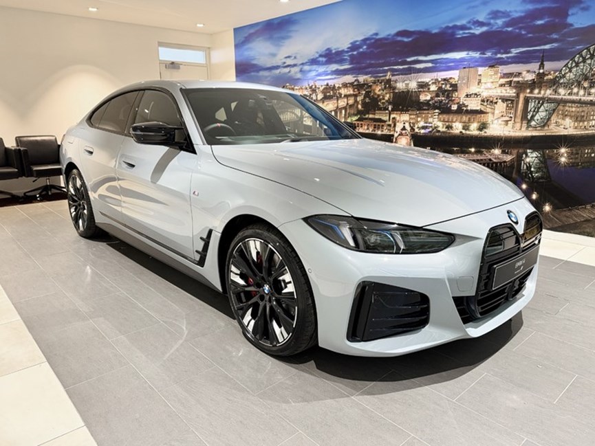 BMW I4