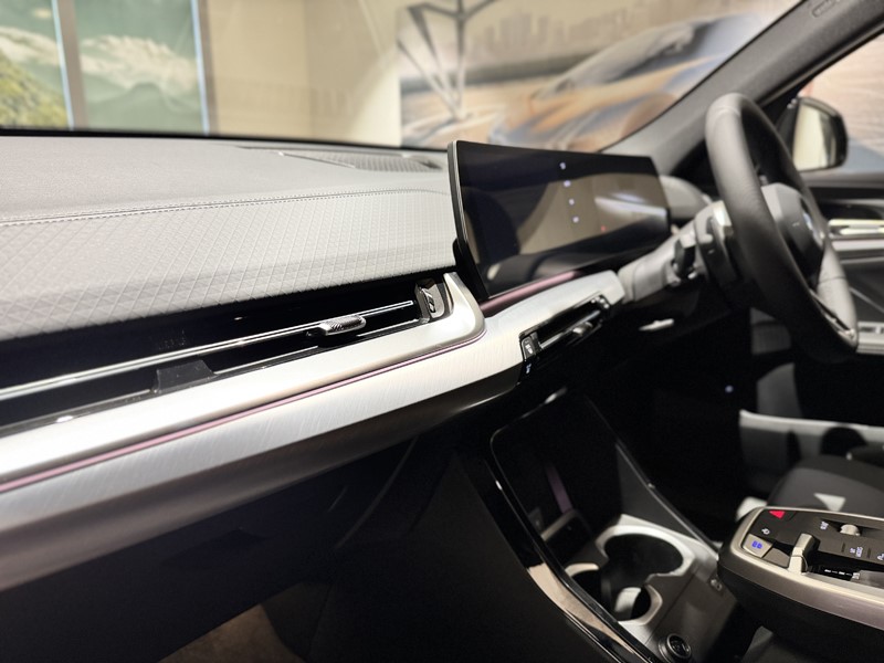  BMW iX2 150kW eDrive20 Shadow Edition 65kWh 5dr Auto 5586719